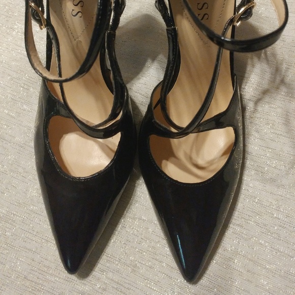 guess strappy heels